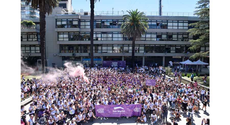 San Martín participó en la marcha del #8M