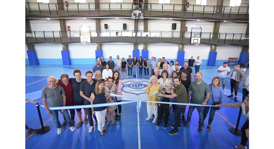 Fernando Moreira inauguró la segunda etapa de remodelación integral del Peretz
