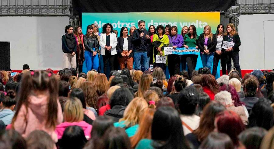 ''Nosotras la damos vuelta'' - Masivo encuentro de Unión por la Patria en San Martín
