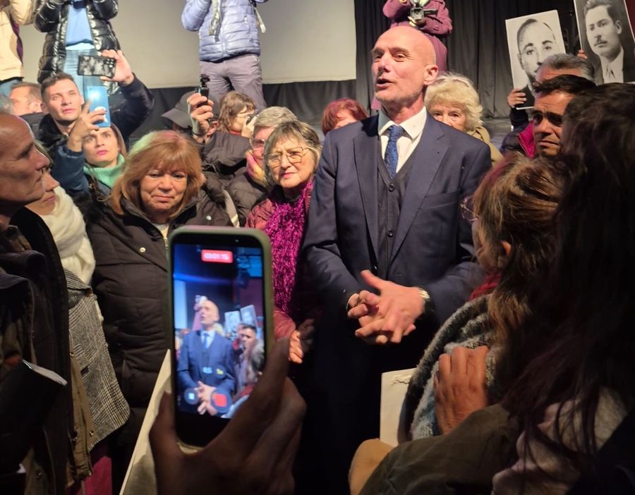 El abogado querellante Alberto “Pepe” Palacios emocionó con sus palabras a los presentes, tras escucharse la sentencia.