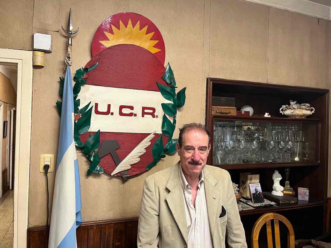 Zimmermann pretende disputar la presidencia de la UCR SM