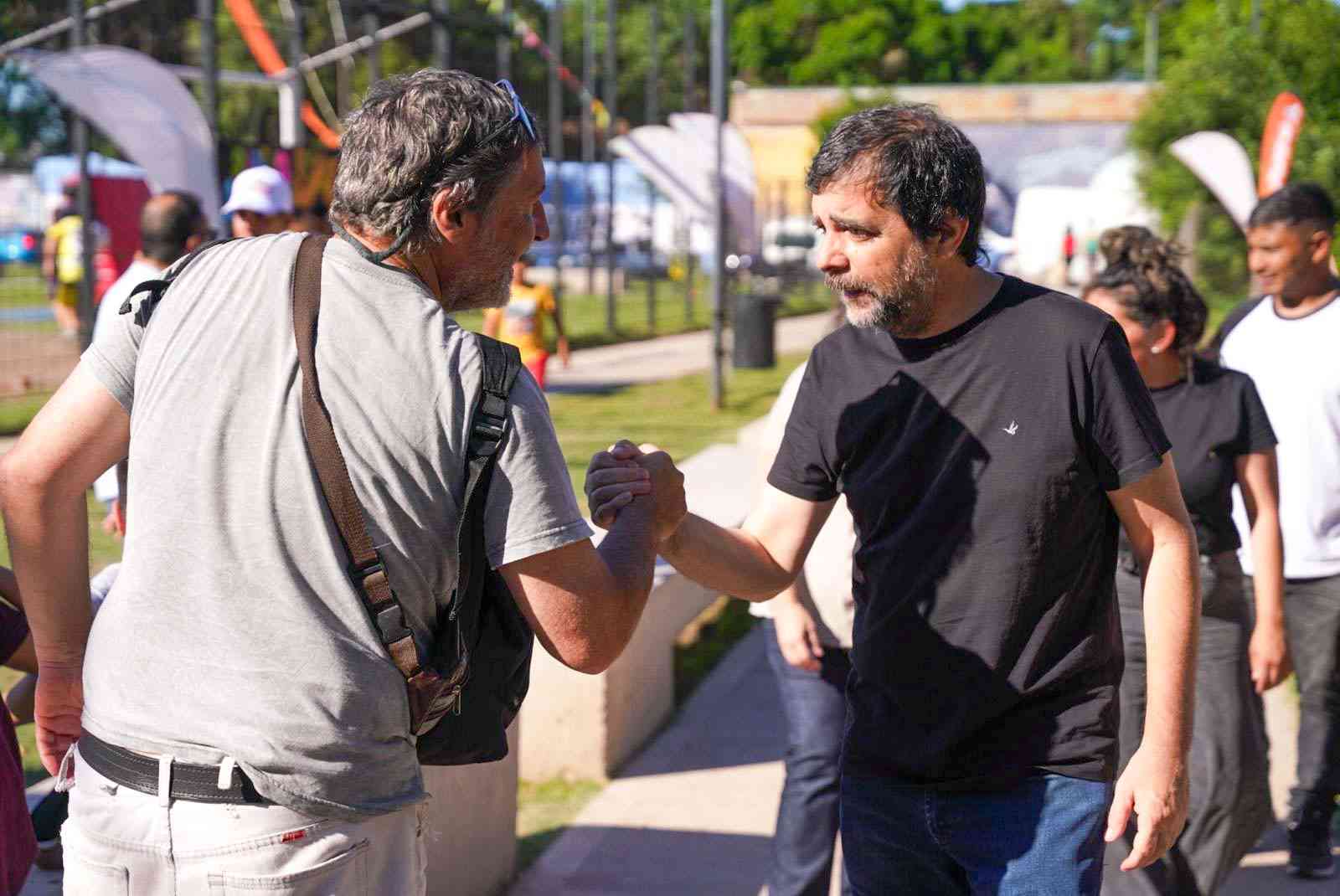 Fernando Moreira inauguró la nueva Plaza Combet de Carcova