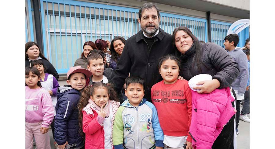 Moreira inauguró la segunda etapa de obras de la Primaria 87