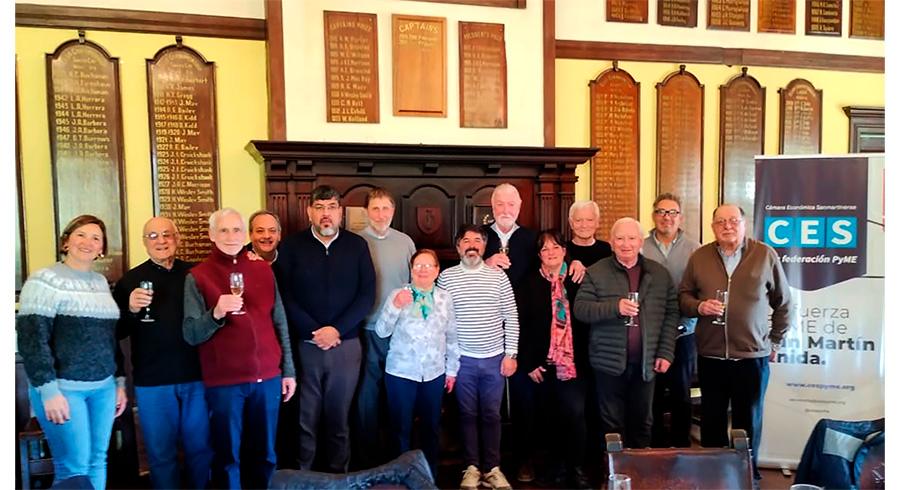 La CES se reunió con el obispo Fassi