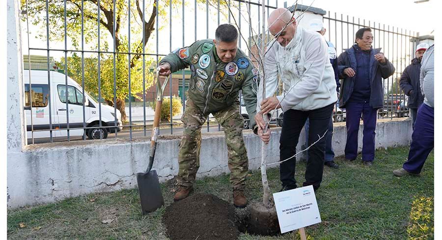 San Martín celebró el Día del Árbol plantando nuevos ejemplares