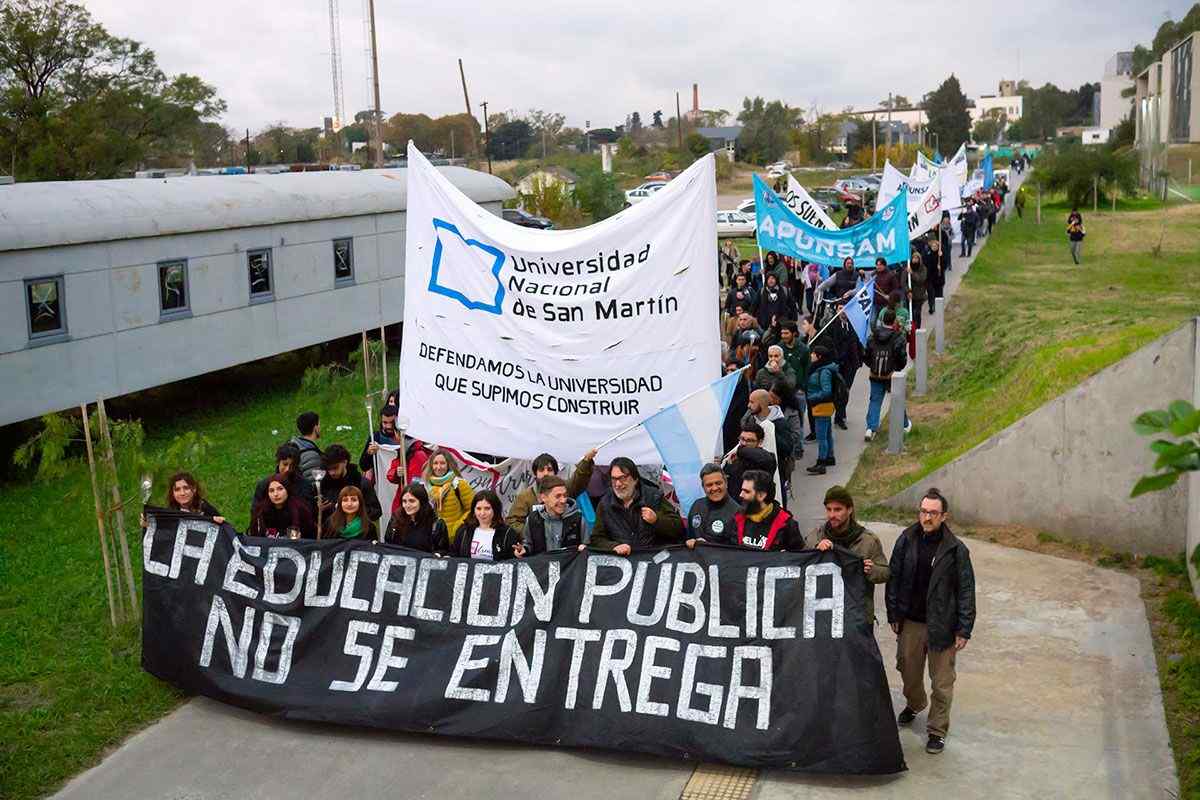 Sin UNSAM no hay FUTURO, sin PRESUPUESTO no hay UNIVERSIDAD