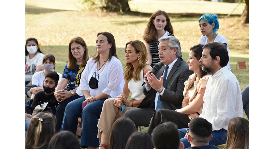 Alberto Fernández, en San Martín: “Confío en nuestra juventud y en su voluntad de transformación para que nuestro país no retroceda”
