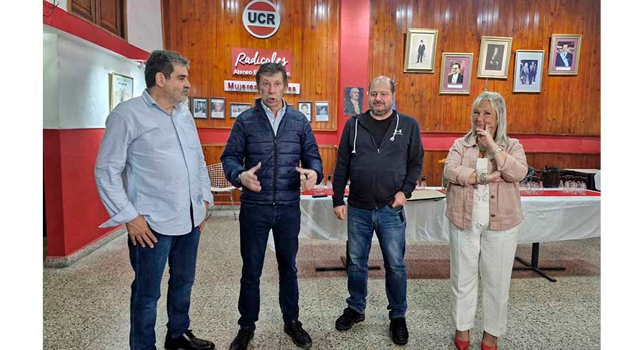 Posse vino a Ballester invitado por el ateneo Elvira Rawson