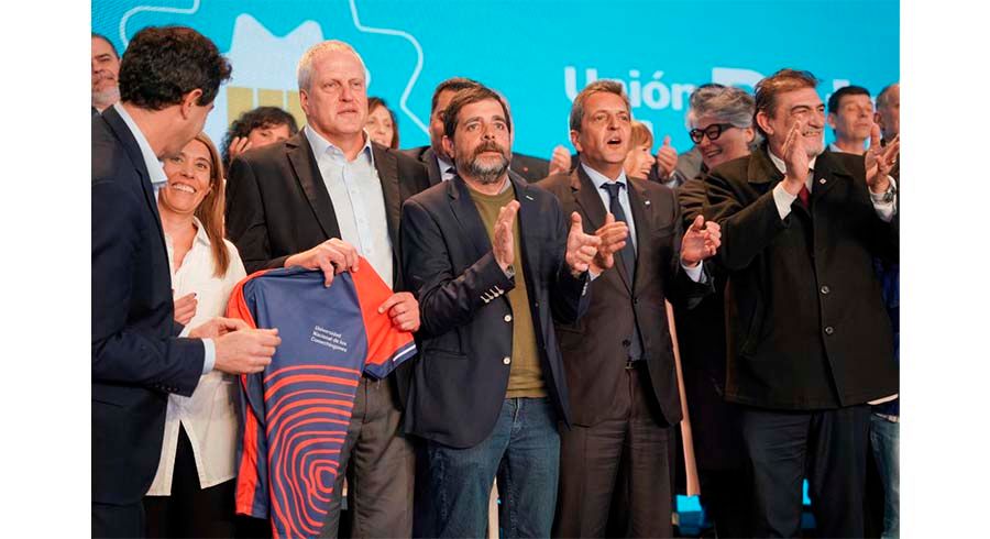 Massa recibió en San Martín el apoyo de las universidades nacionales