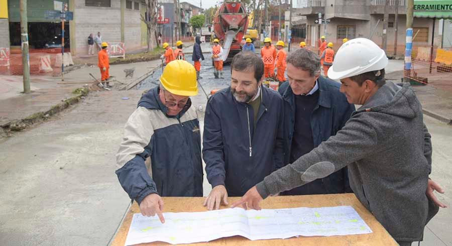 Fernando Moreira y Gabriel Katopodis recorrieron las obras de renovación de la Av. 9 de Julio