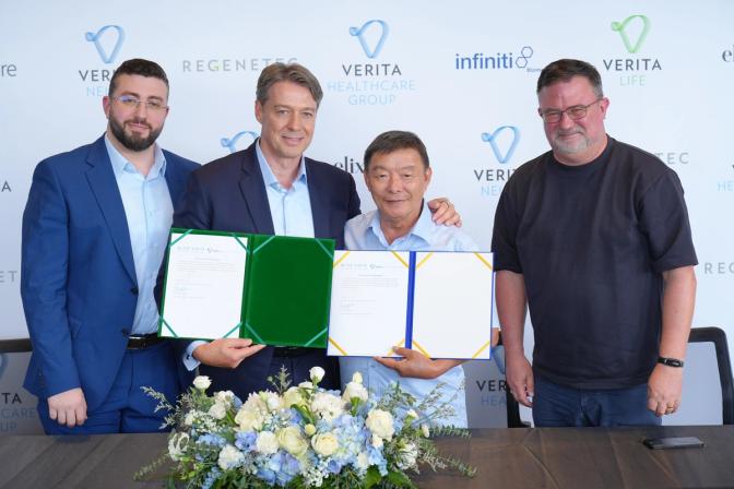 The signing ceremony for Verita Health Hoi An with the Chairman of Wafaifo and CEO of Verita Healthcare.