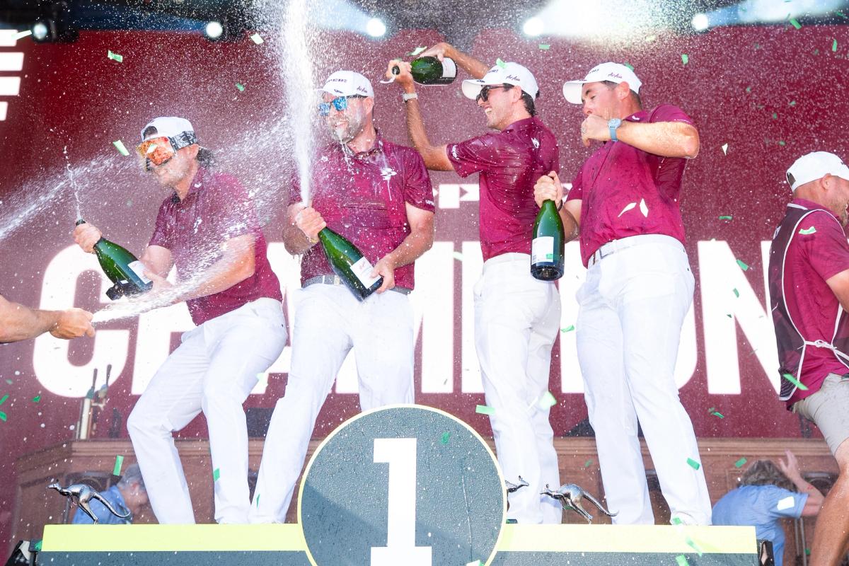 Ripper GC on stage celebrating win