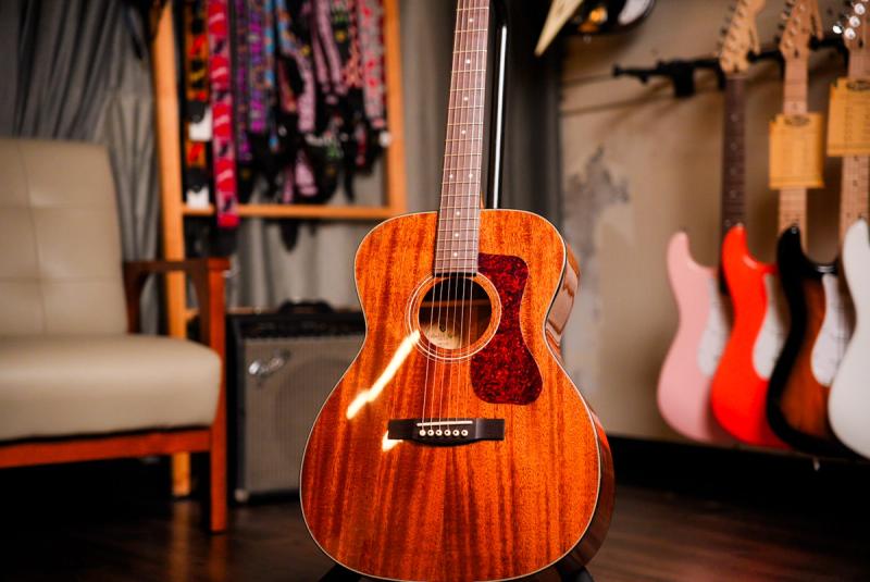 Guild OM-120