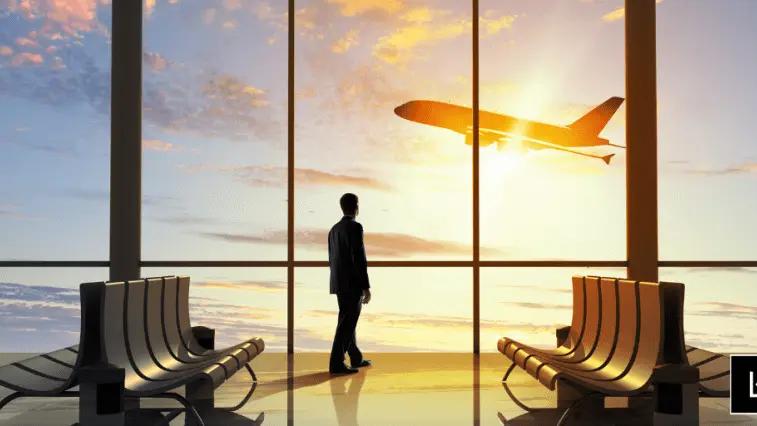 Freelance marketer working remotely while travelling
