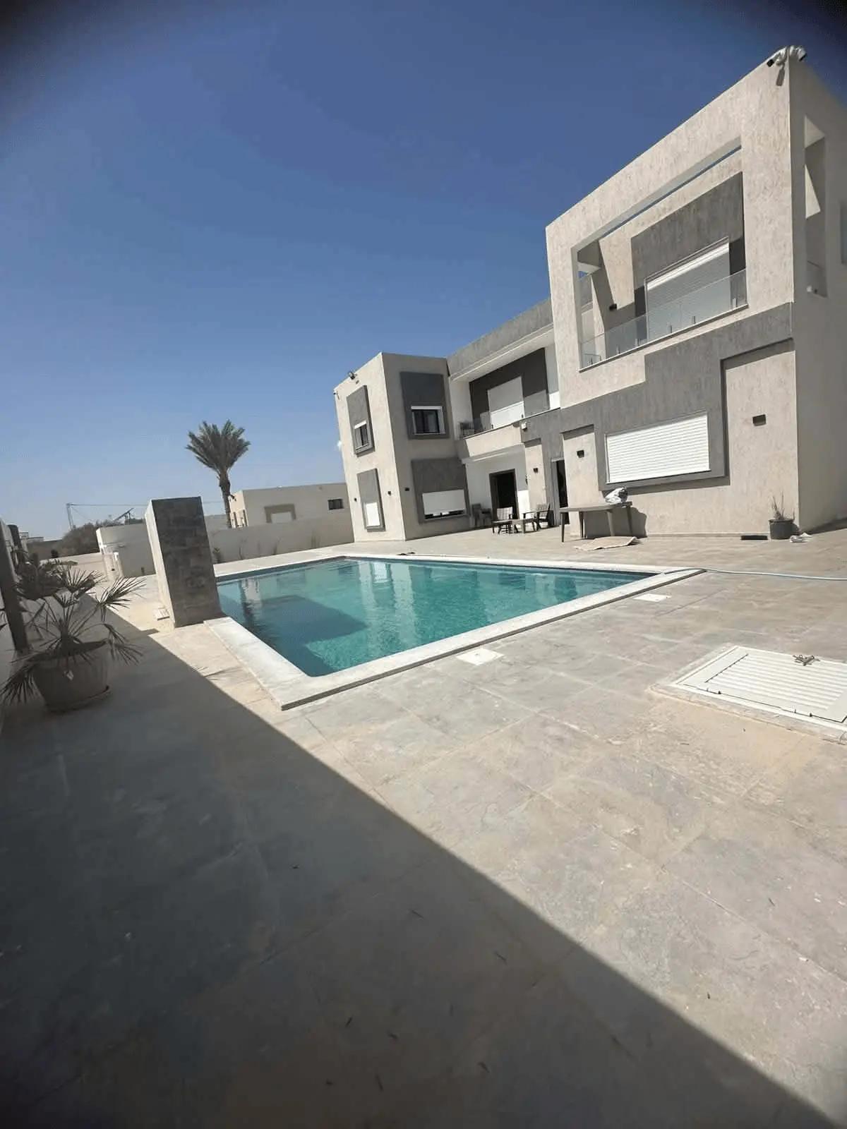 Villa Haut Standing a vendre à Djerba Aghir