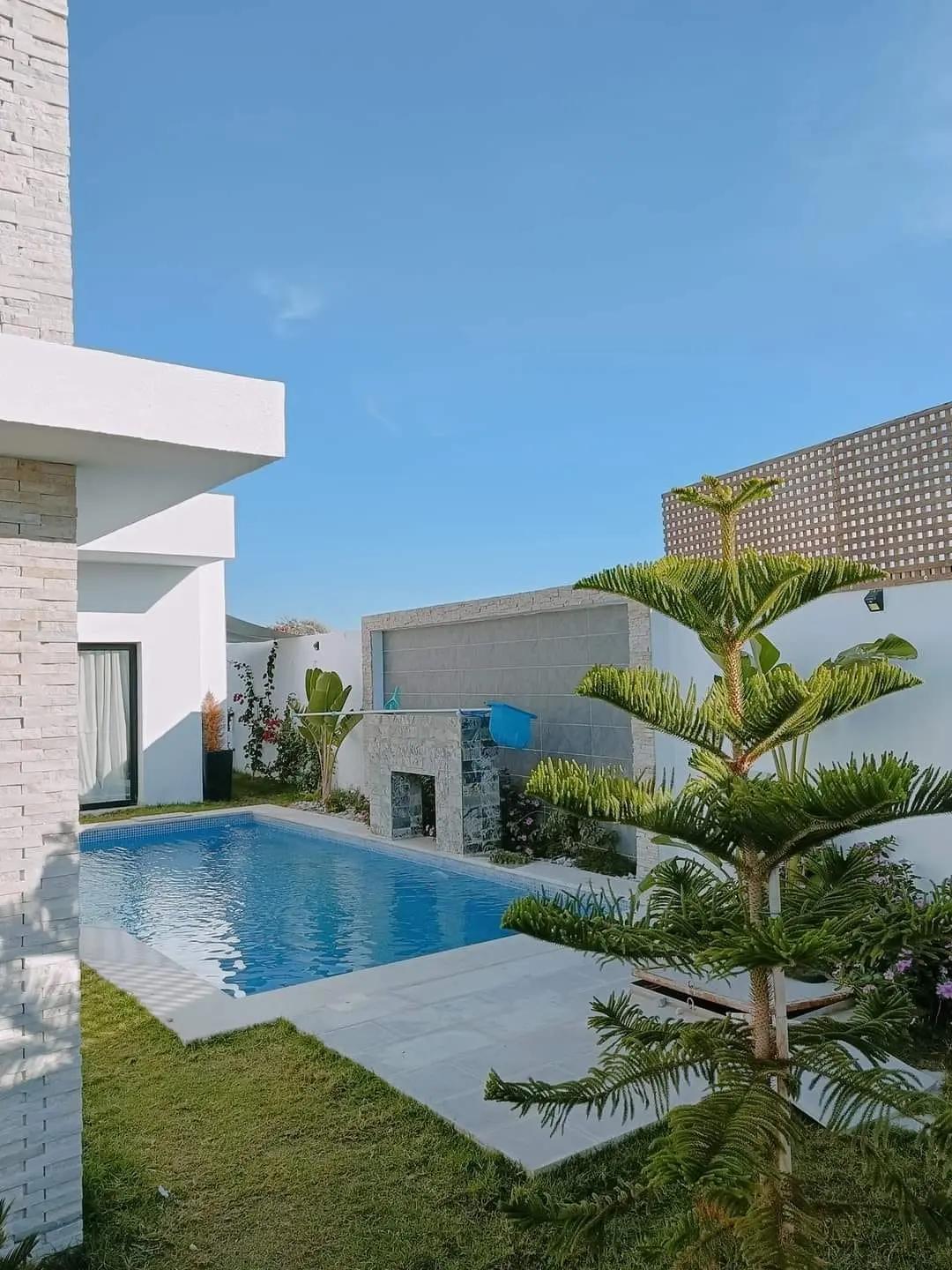 Villa avec piscine a vendre à Djerba Aghir