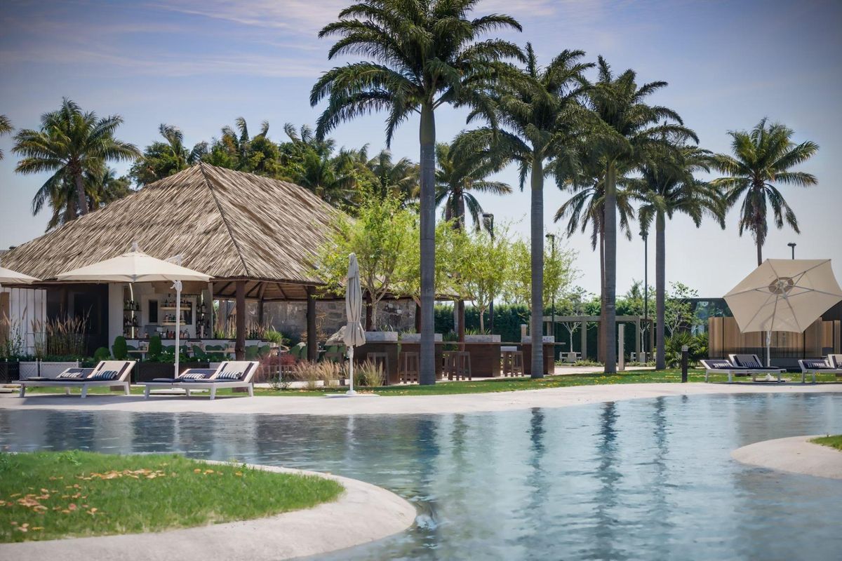 Torre Pacheco quad's sun deck
