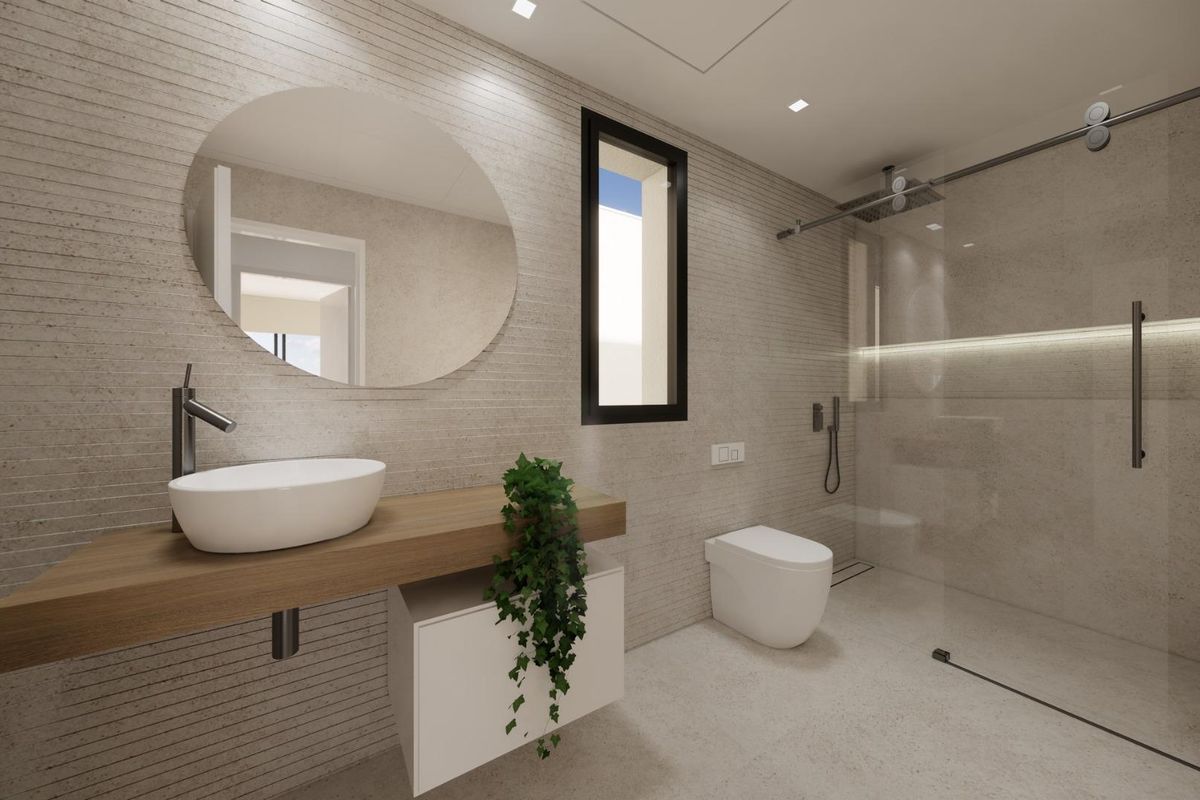 Stijlvolle badkamer met moderne armaturen en natuurlijk licht, gelegen in een 3-slaapkamer huis in Dolores, Costa Blanca Zuid.