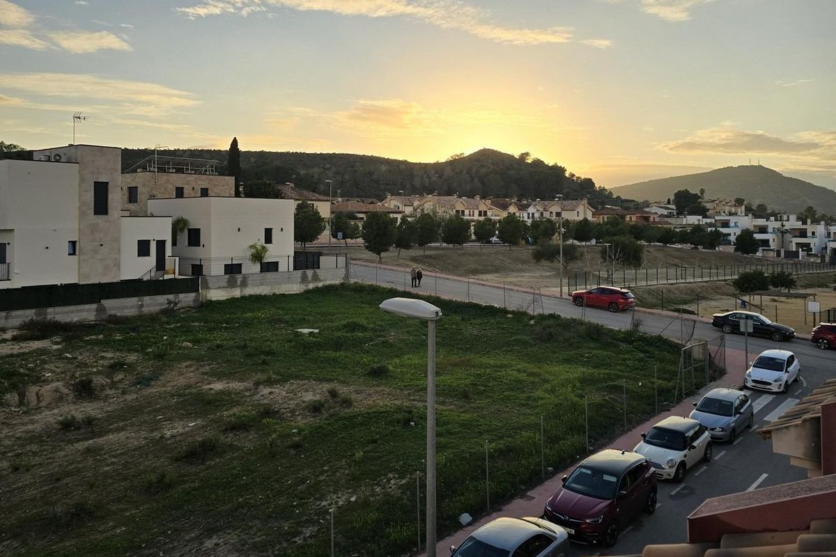 Begane grond terras town house Bigastro