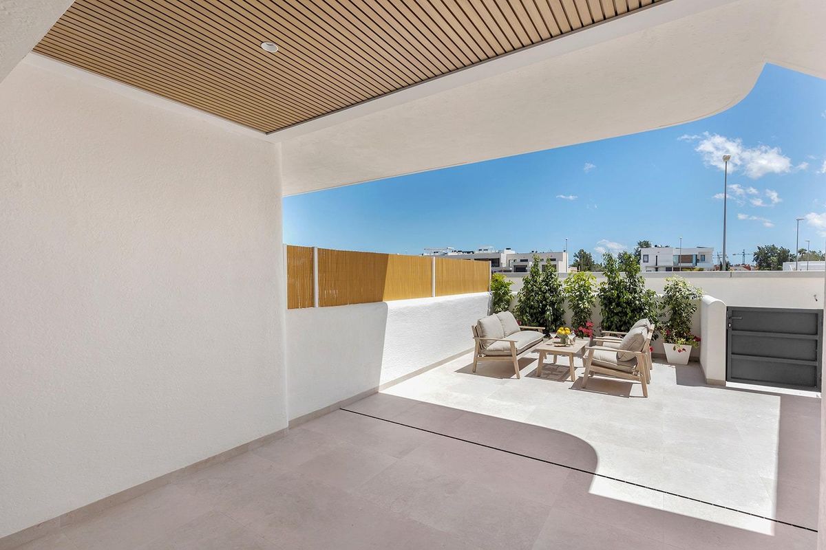 New construction bungalows in Dolores