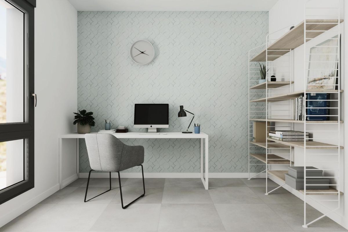 Stijlvolle badkamer in een appartement op de begane grond, Estepona. Heeft moderne armaturen en een rustgevende sfeer.