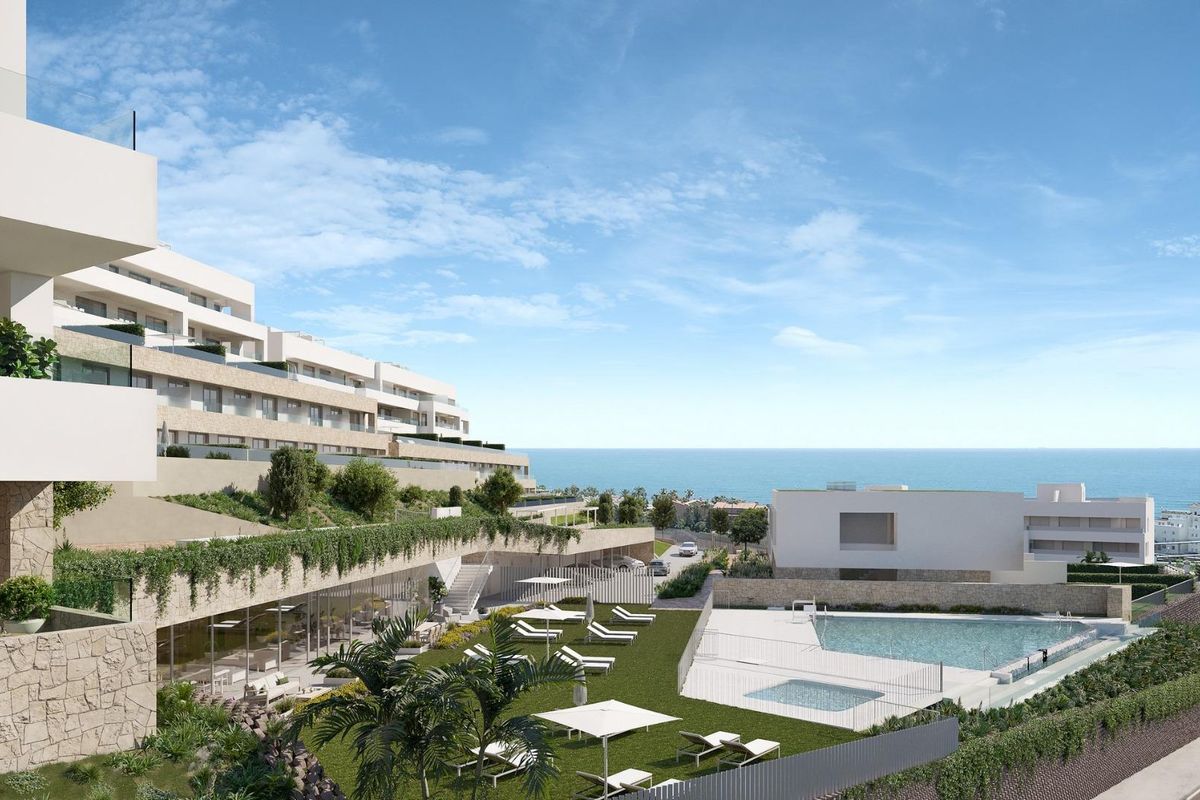 Moderne appartementencomplex met prachtig zeezicht en zwembad in Estepona, Costa del Sol.