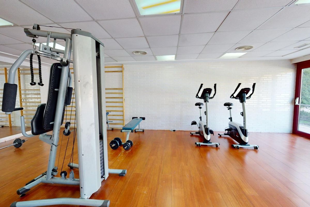 1-Bed Apartment Archena Terrace - Image 20