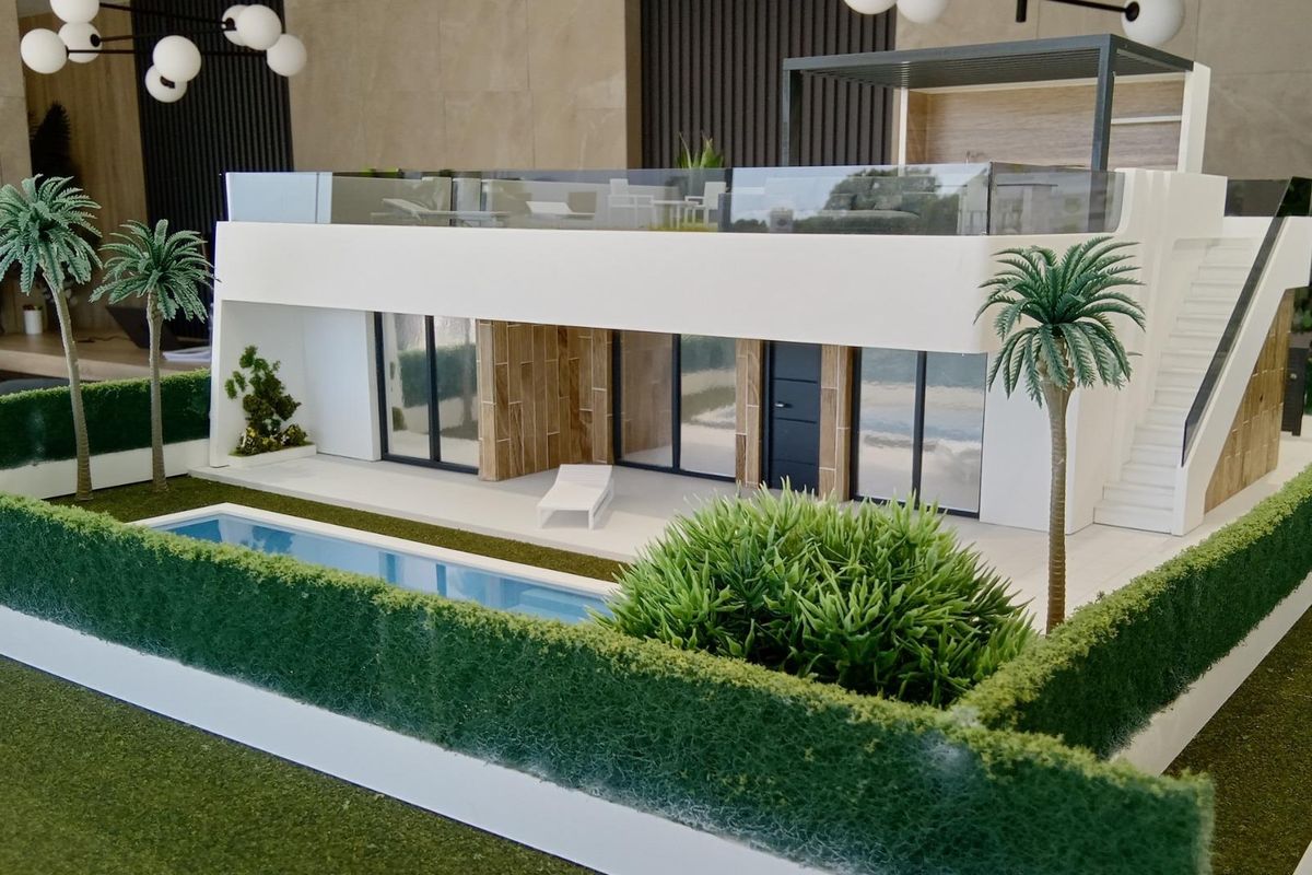 Model van een 3-slaapkamer villa in Alhama De Murcia, met zwembad en aangelegde tuin.