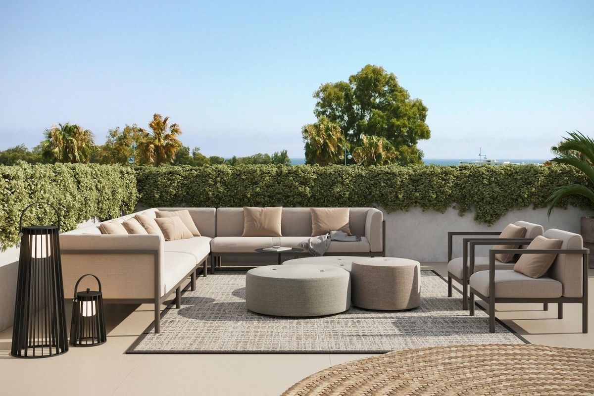 Penthouse dining area in Marbella
