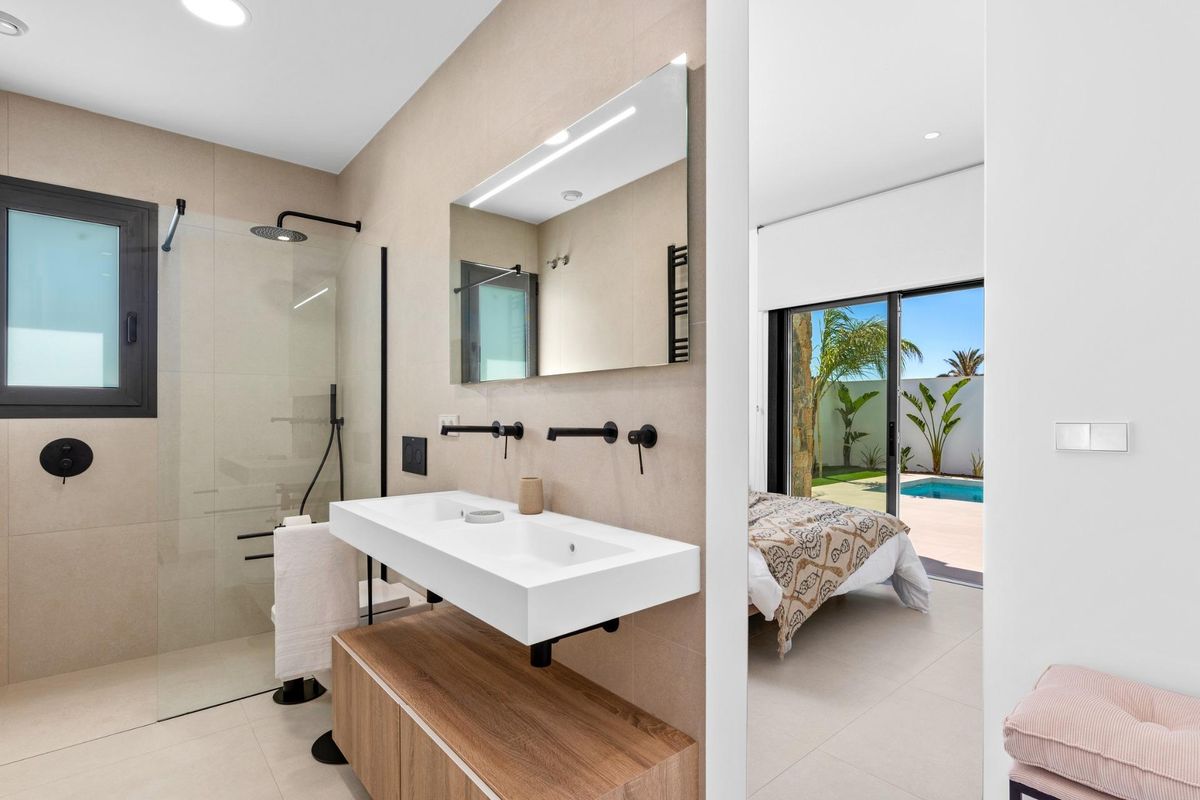 Villa facade in San Javier