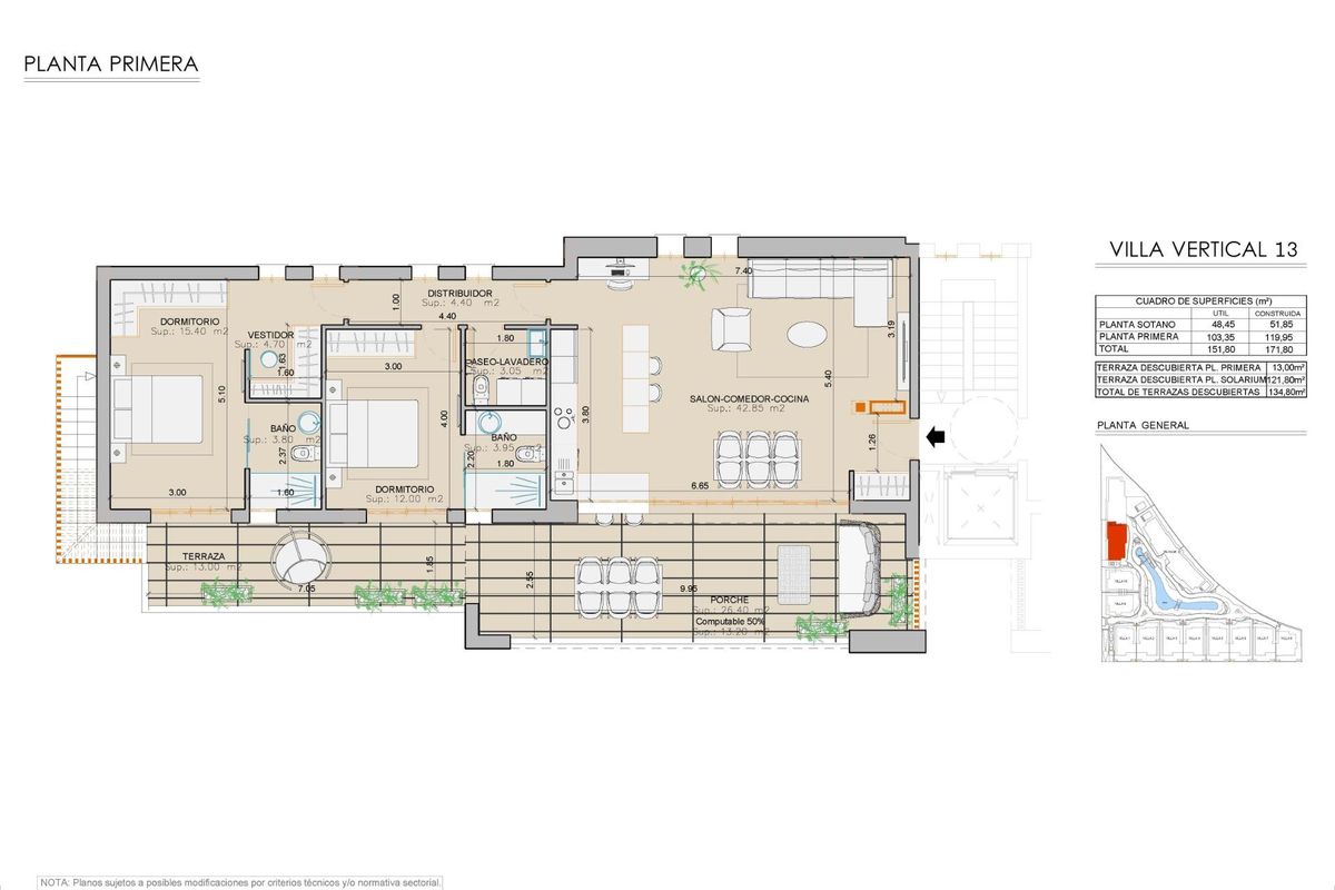 De eerste verdieping plattegrond van een bungalow met twee slaapkamers in San Juan de los Terreros, met woonruimte en terras.