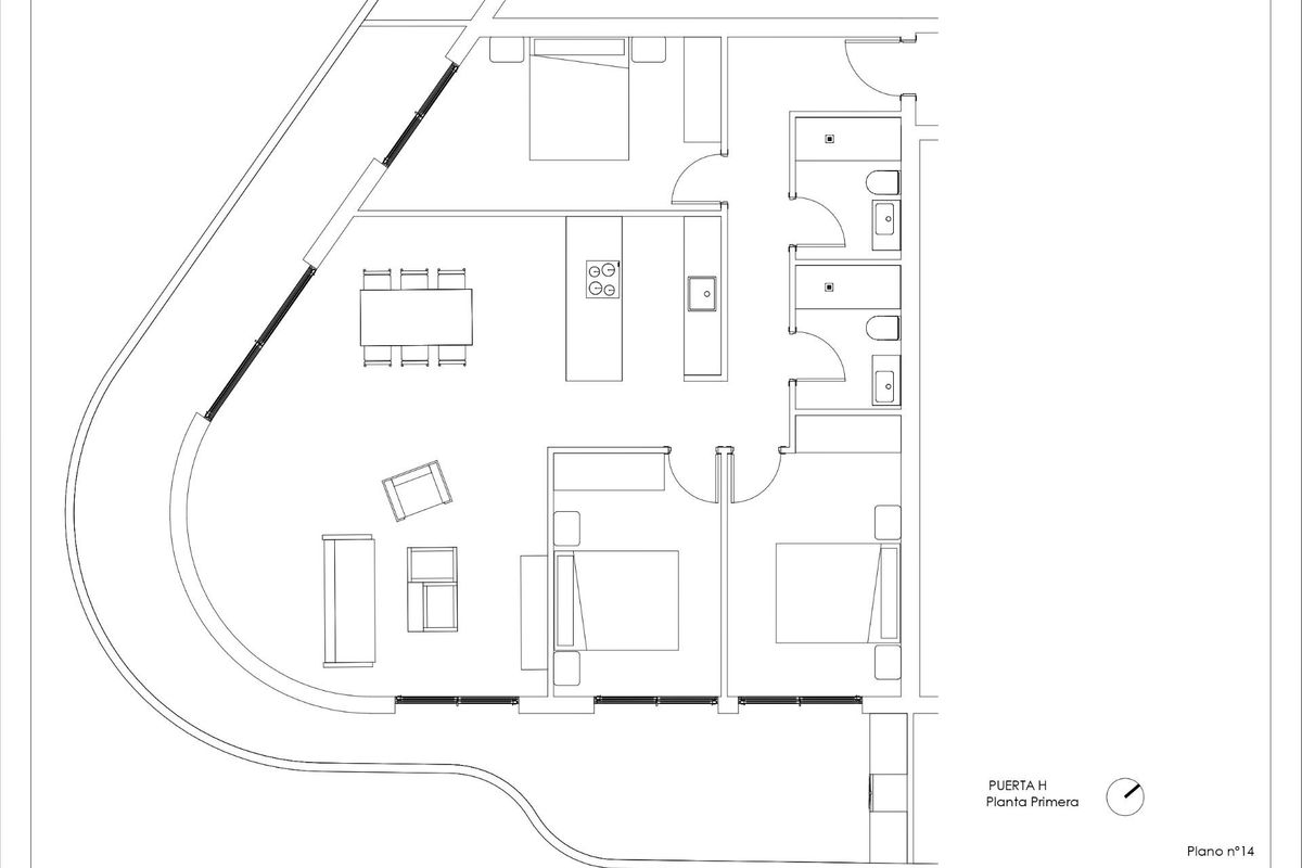 Vloerplan van een 3-slaapkamer appartement in Calpe, dat de indeling en het ontwerp van de woonruimte illustreert.