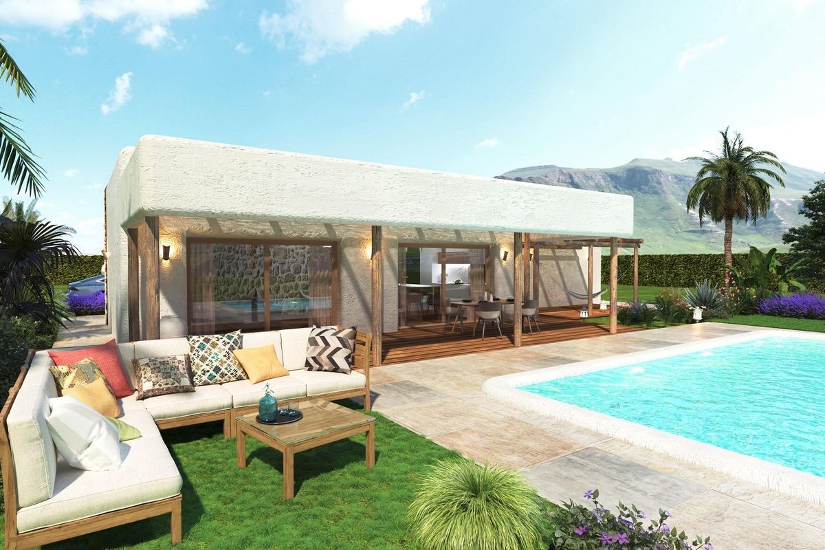 Buitenzicht op een gezellige 2-slaapkamer villa met een zwembad in Pinoso, met een modern ontwerp en bergen op de achtergrond.