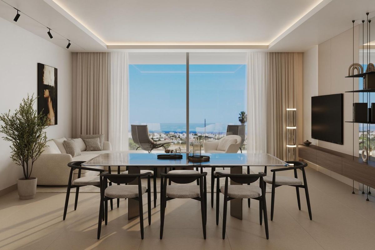 Elevator access in Marbella ground floor apartment