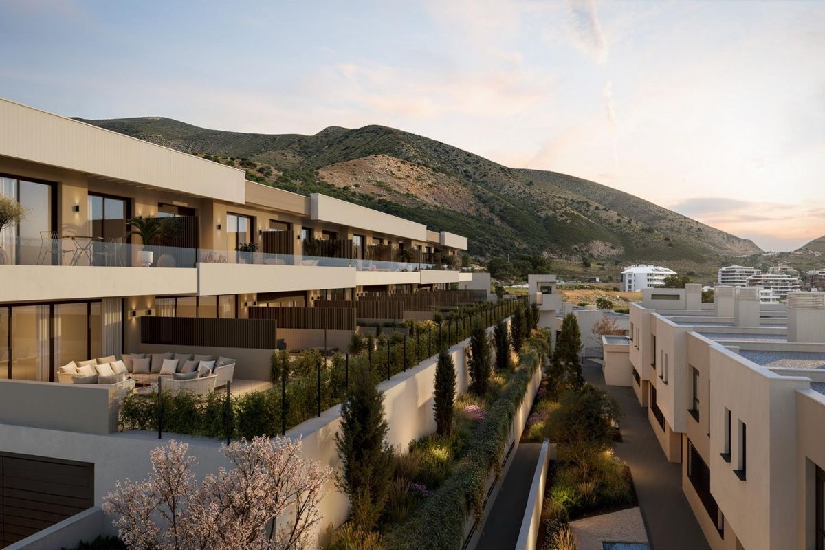3-Hálószobás Town House Fuengirola Tengerre Néző - Kép 18
