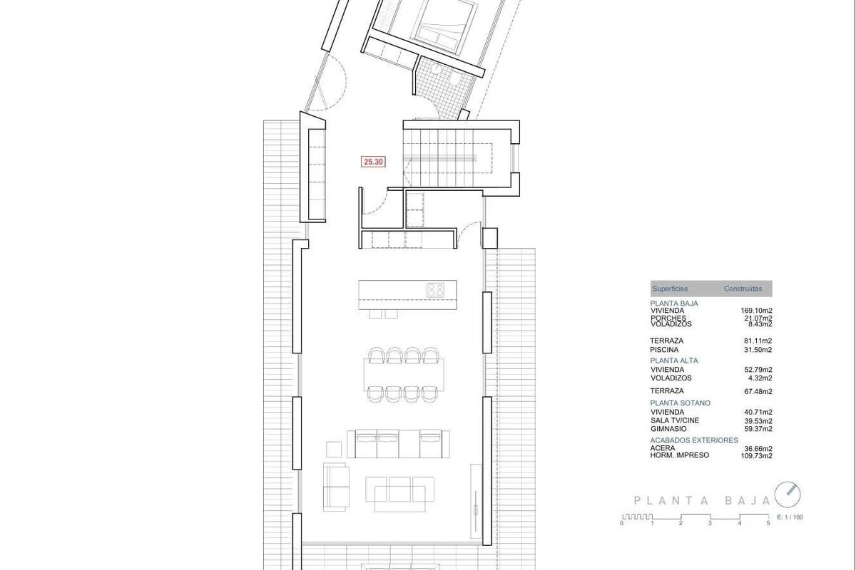Begane grond plattegrond van een stijlvolle villa met 3 slaapkamers in Moraira Teulada, met open woon- en eetruimtes.
