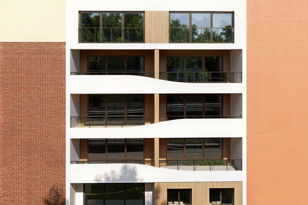 3-Bed Apartment Guardamar Sea Views - Image 11