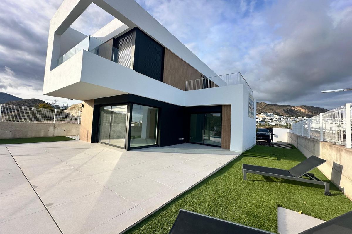 Luxus villa Finestratban három hálószobával