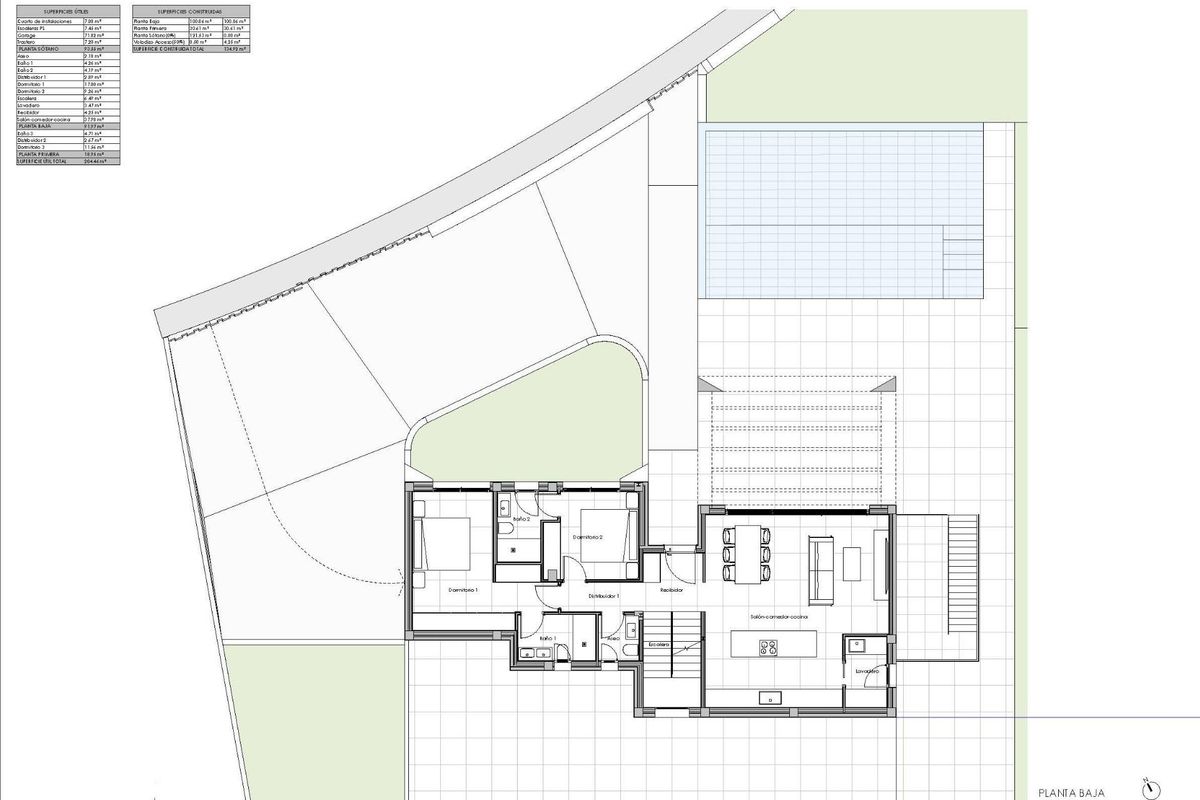 Plattegrond van de villa met ruimtelijke indeling en zwembad in Orihuela.