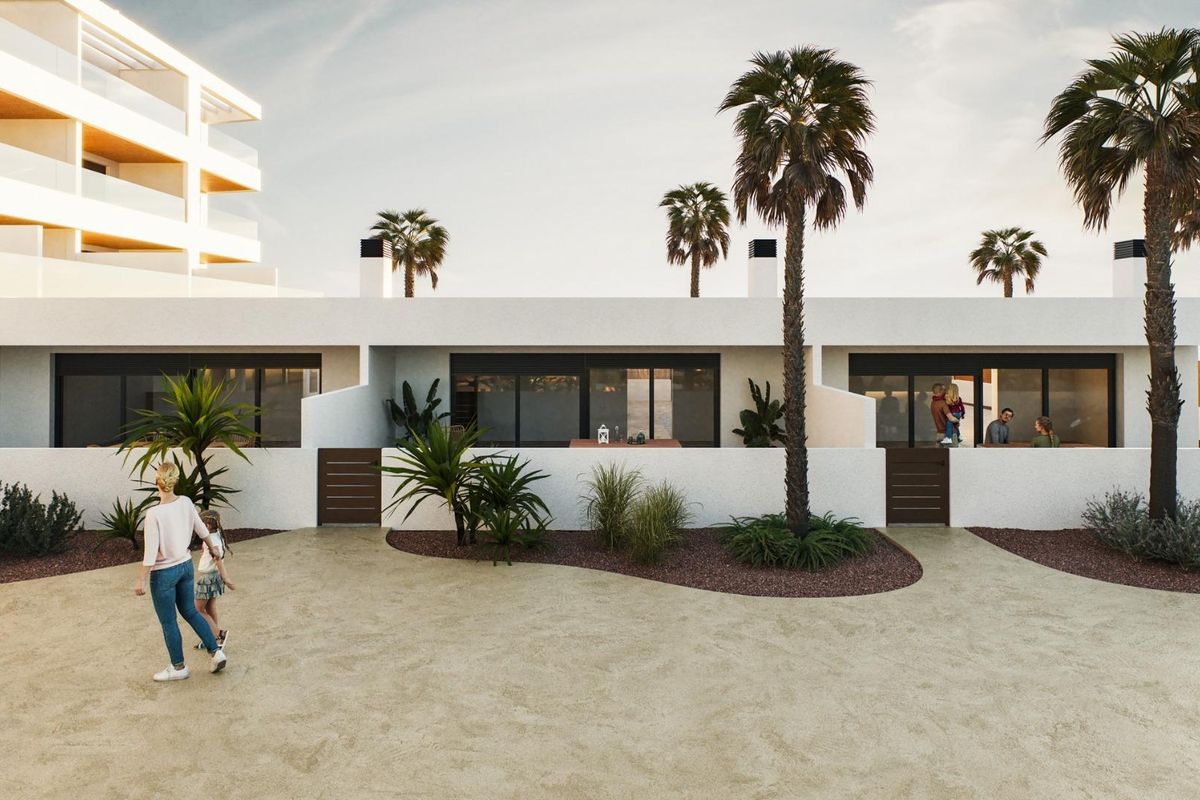 Modern apartment exterior in Torrevieja