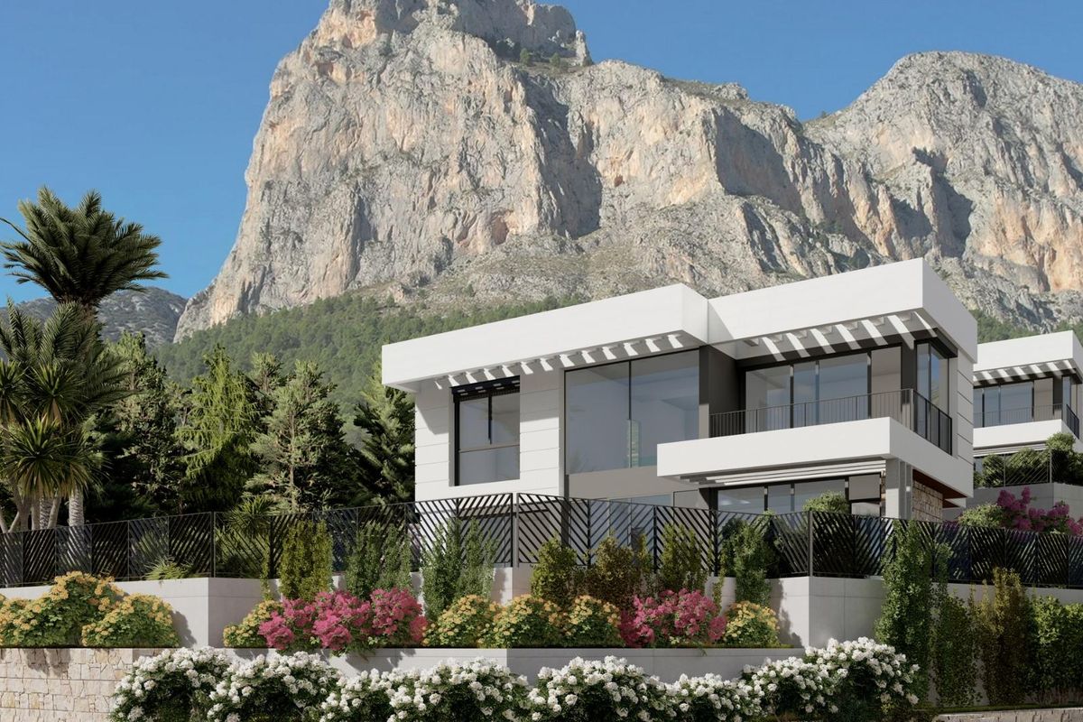 Moderne 3-slaapkamer villa in Polop, Costa Blanca Noord, met tuin en prachtig uitzicht op de bergen.