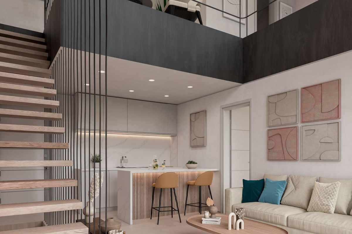 Elegante interieur van het penthouse, met een ruime woonkamer en keuken in Marbella.