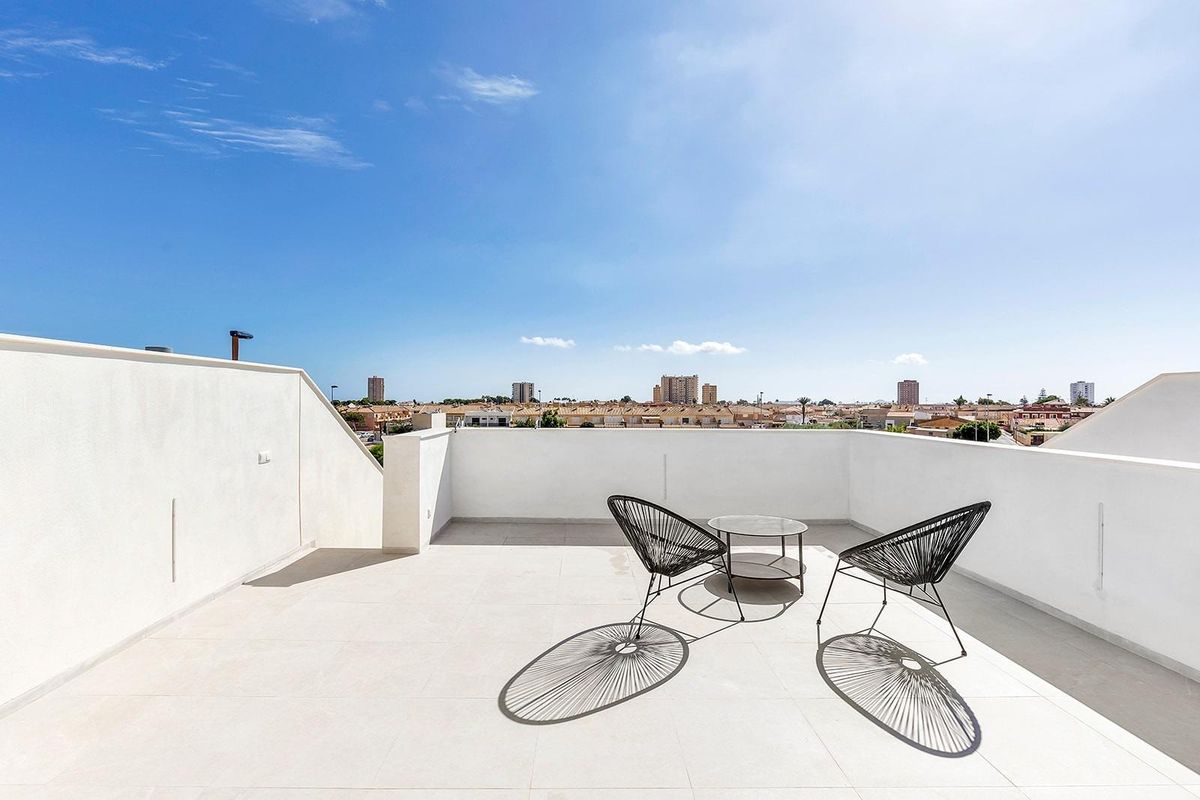 2-Bedroom Villa in Los Alcazares