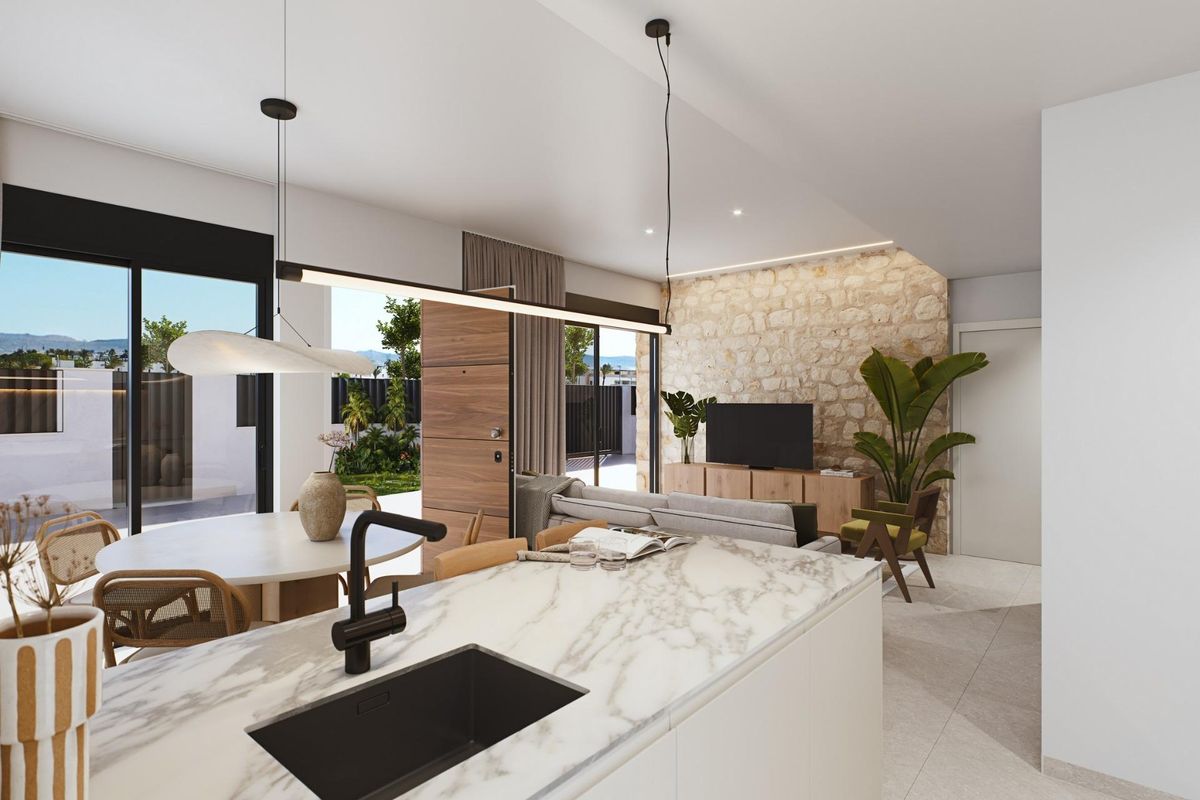 Functionele keuken met modern ontwerp in de townhouse in Torre Pacheco.