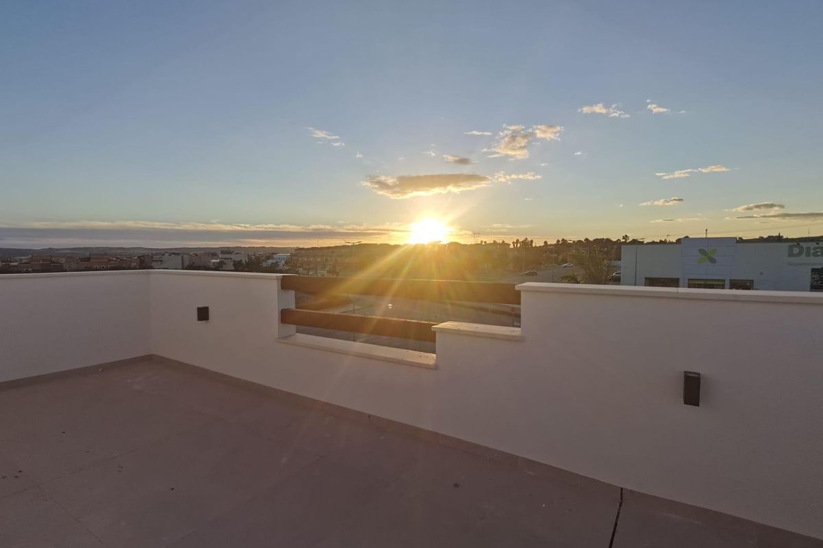 Luxurious villa with private pool in Los Montesinos