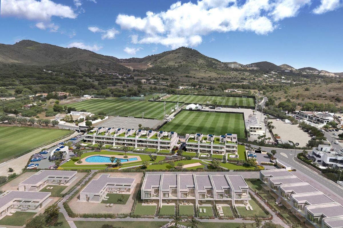 Zwembad bij La Manga Club appartementen
