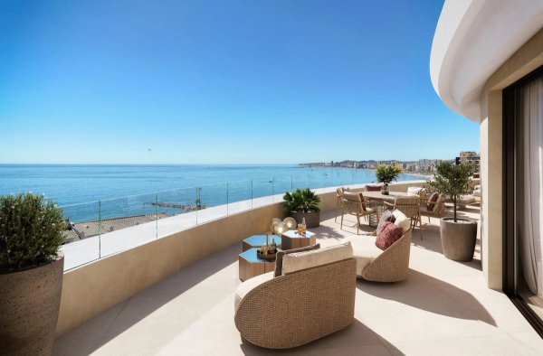 Penthouse met zeezicht in Fuengirola