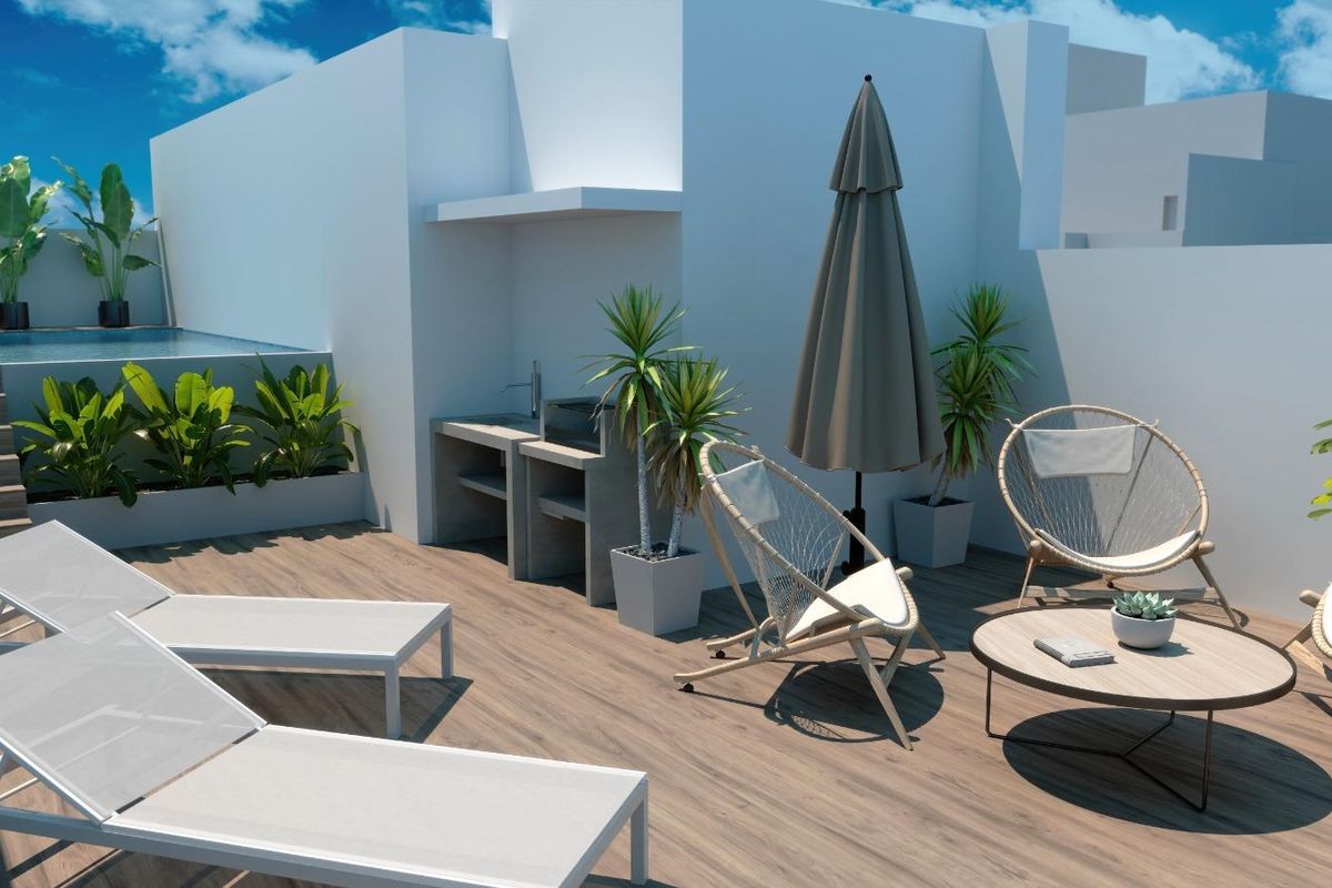 Stijlvol terras met zitplekken, zwembad en planten in penthouse in Torrevieja.