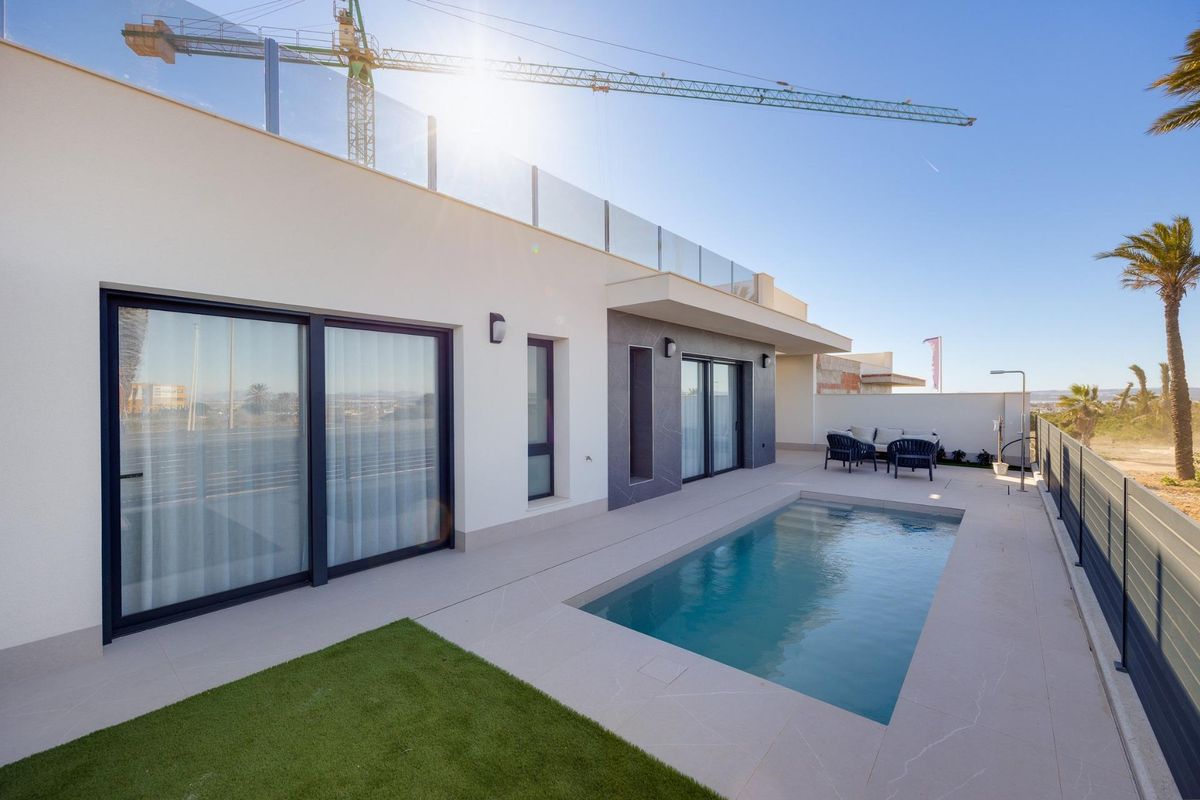 3-Bedroom Villa in Torrevieja