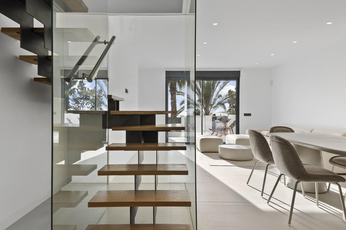 3-Slaapkamer Duplex Estepona Zeezicht - Afbeelding 9